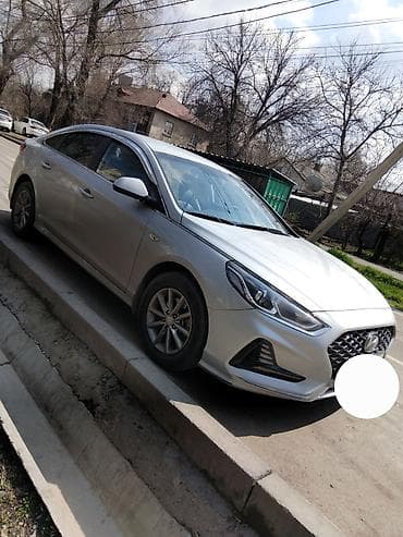 киа сорента 2020: Hyundai Sonata: 2020 г., 2 л, Автомат, Газ, Седан — 3