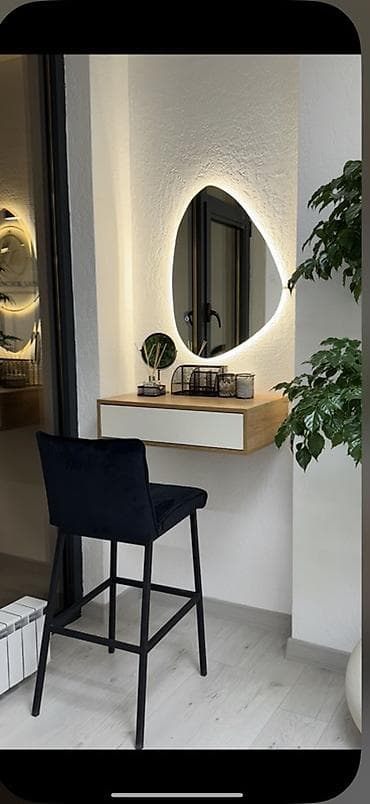 Туалетный столик, С зеркалом, цвет - Белый, ЛДСП