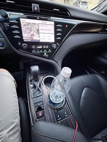 Транспорт: Toyota Camry: 2019 г., 2.5 л, Автомат, Бензин, Седан — 8