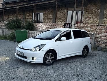 белый byd e2: Toyota WISH: 2003 г., 1.8 л, Автомат, Бензин, Минивэн — 2