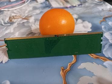 samsung a11: Оперативная память, Б/у, Kingston, 4 ГБ, DDR4, 2400 МГц — 4