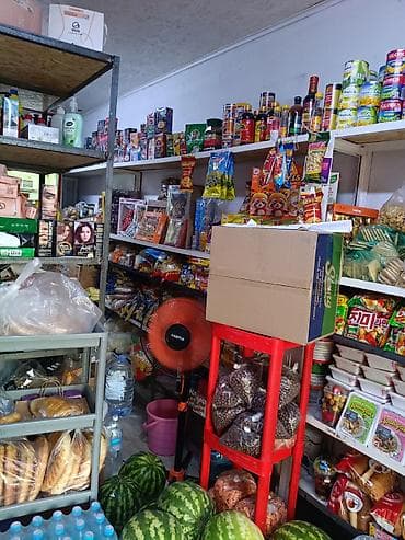 Мини‑продуктовый магазин у дома Ассортимент: - Бакалея: макароны — 3