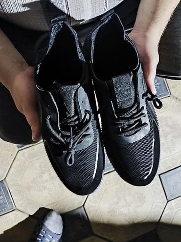 nike tech flece: (Размер 42-43) в наличии 2 пары одна пара 450сом Кроссовки мужские — 3