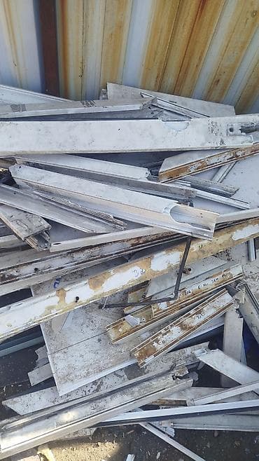 алюминиевые трубки: Алюминиевые профили и обрезки (лом) - Материал: алюминий (различные — 1