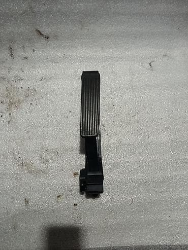 педаль с мотором: Педаль акселератора (электронная) Mercedes-Benz - Оригинальная деталь — 1