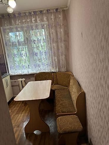 Продажа квартир: 2 комнаты, 43 м², 8 мкр 104 серия, 2 этаж — 8
