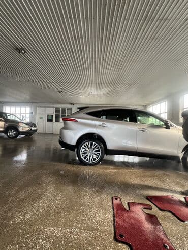 срочно продаю в связи с переездом: Toyota Venza: 2021 г., 2.5 л, Автомат, Гибрид, Кроссовер — 17