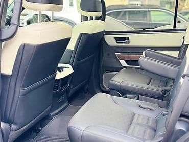 34: Toyota Sequoia: 2023 г., 0.5 л, Автомат, Бензин, Внедорожник — 4