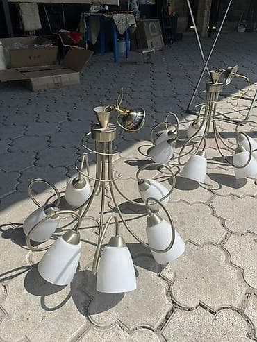 Люстралар: Б/у Потолочная люстра на 8 плафонов Люстры б/у по 1000 сом Состояние — 3