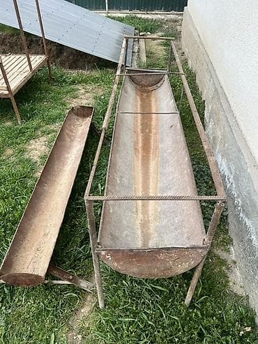Кормушки и секция загона для скота/коз/овец - Комплект металлических