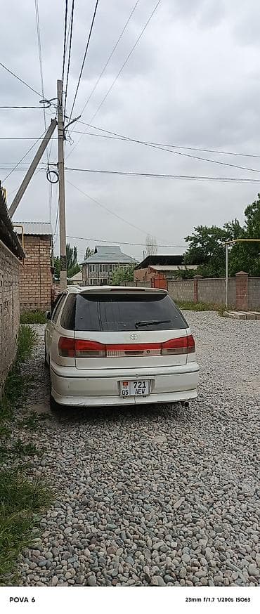 Toyota Caldina: 1999 г., 2 л, Автомат, Бензин, Универсал