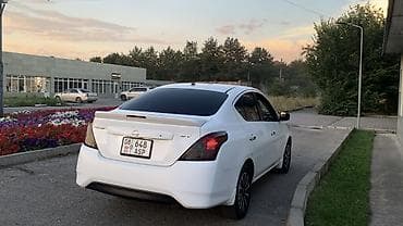 Nissan Versa: 2016 г., 1.6 л, Автомат, Бензин, Седан — 7