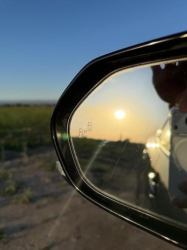 Унаа сатуу: Toyota Prius: 2019 г., 1.8 л, Гибрид, Хетчбек — 6