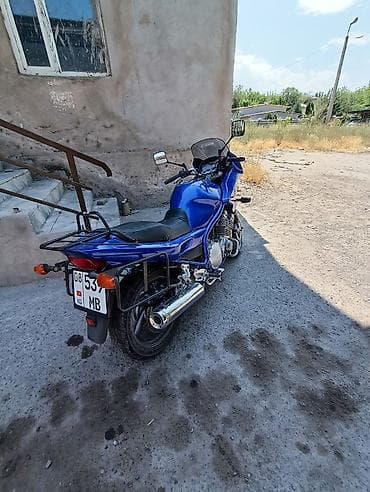 россрочку: Классический мотоцикл Yamaha, 900 куб. см, Бензин, Взрослый — 5
