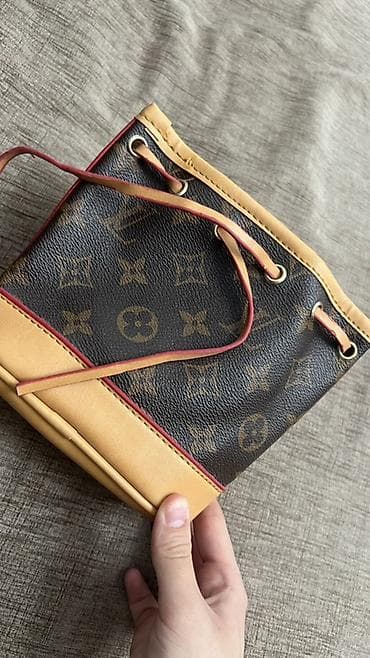 Классические сумки: Классическая сумка, Louis Vuitton, Материал: Комбинированный материал, Женские, Б/у — 1