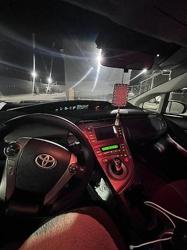 lexus rx 2000: Toyota Prius: 2015 г., 1.8 л, Робот, Гибрид, Хэтчбэк — 10