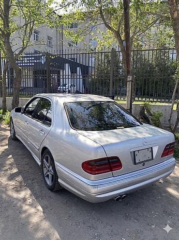 s class w220: Mercedes-Benz E-Class: 2001 г., 3.2 л, Автомат, Седан — 1