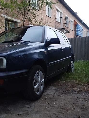 Транспорт: Volkswagen Golf: 1993 г., 1.4 л, Кол менен иштөөчү, Хетчбек — 4