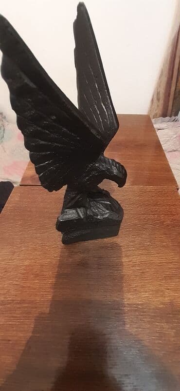 Декоративные фигурки (набор из 2 предметов) 1) Скульптура «Орел» -
