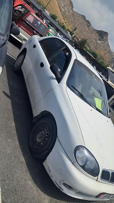 lexus ns: Daewoo Lanos: 1998 г., Седан — 2