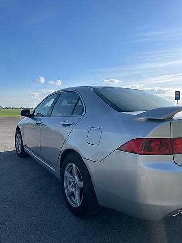 лабо 2004: Honda Accord: 2004 г. — 2