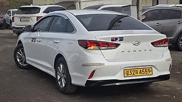 li auto: Hyundai Sonata: 2021 г., Седан — 7