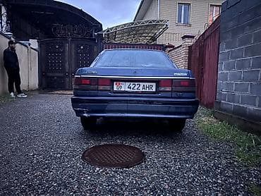 сл: Mazda 626: 1987 г., 2 л, Механика, Бензин, Седан — 1