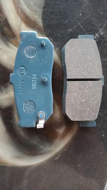 e star: Передняя тормозная колодка — 1