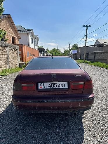 хонда акорт фара: Honda Accord: 1995 г., Седан — 4