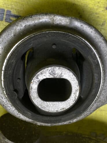 продаю в связи с переездом: Рычагдар комплектиси Mercedes-Benz Оригинал, Жапония — 2