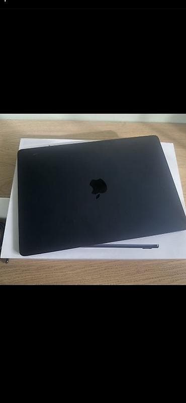 huawei ноутбук бишкек: MacBook Air 15" (чёрный/Space Black), на базе чипа Apple Silicon — 3