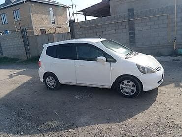 фе: Honda Fit: 2002 г., 1.3 л, Вариатор, Бензин, Хэтчбэк — 3