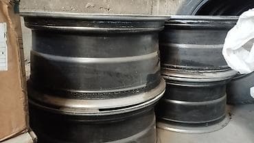 а4 а: Колеса в сборе 235 / 65 / R 17, Зима, Комплект, Внедорожные (АТ/МТ), Литые, отверстий - 5 — 5