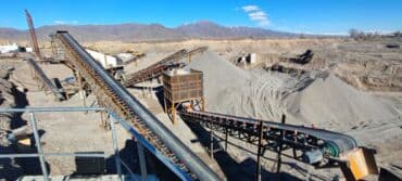 техника для сада: Щебень и песок для строительных работ песок мытый 450 сом за тонну — 2