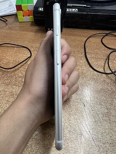 epson 1410: IPhone 8 Plus, Б/у, 64 ГБ, Белый, Защитное стекло, 81 % — 4