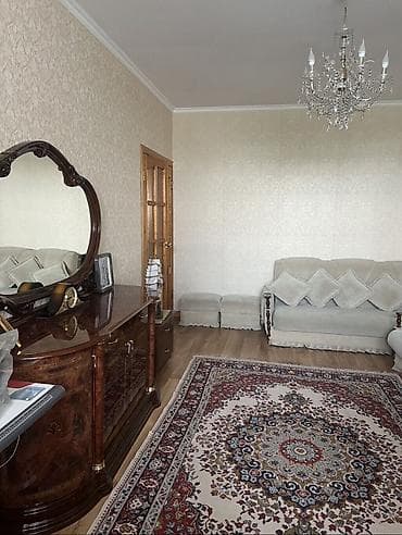 6: 3 комнаты, 80 м², 7 мкр 105 серия, 6 этаж, Старый ремонт — 1
