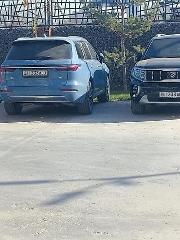 wuling mini ev: Lixiang One: 2022 г., 1.2 л, Гибрид, Кроссовер — 3