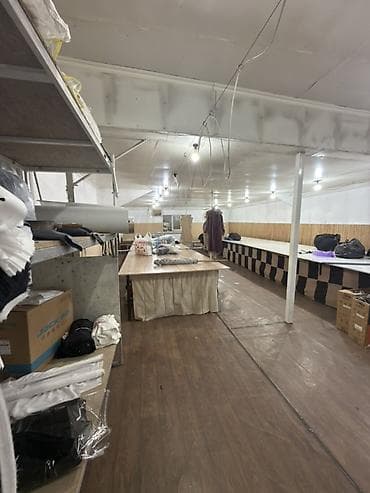 бутка гараж: Швейные цех+ дом Советская Щербакова локация шикарная очень много — 9