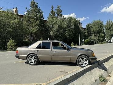 lexus altezza: Mercedes-Benz W124: 1991 г., 2.3 л, Механика, Бензин, Седан — 5