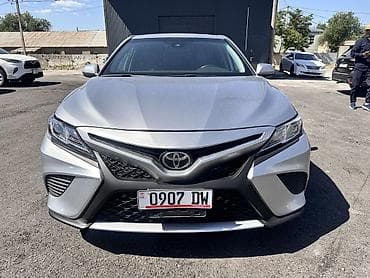 Toyota Camry: 2019 г., 2.5 л, Автомат, Бензин, Седан