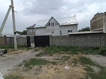 интересует: Продаю Жилой дом. Ж/м Энесай. Участок-4,9с. по документам 6,2с по — 1