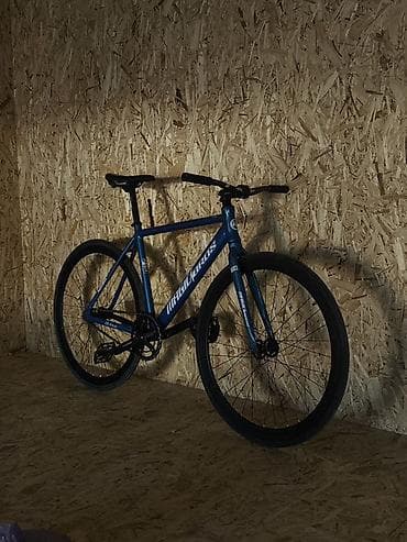 камера велосипедная: Городской велосипед, Рама M (156 - 178 см), Б/у — 1