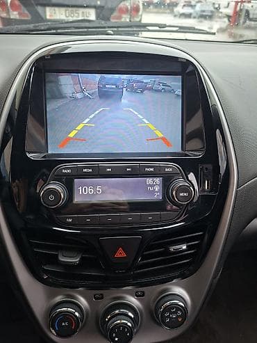 sprinter 4 4: Chevrolet Spark: 2018 г., 1 л, Автомат, Бензин, Хэтчбэк — 5