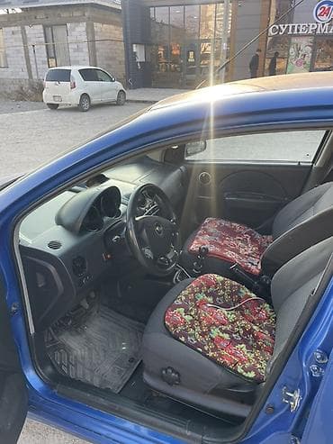 митсубиси спес стар: Chevrolet Aveo: 2007 г., Хэтчбэк — 5