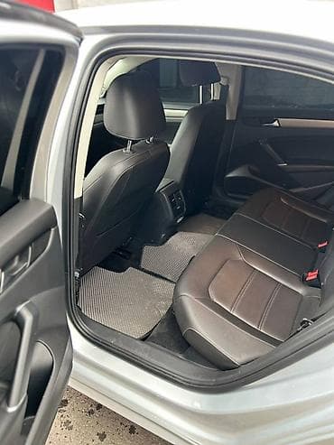 Volkswagen: Volkswagen Passat: 2021 г., 2 л, Автомат, Бензин, Седан — 6