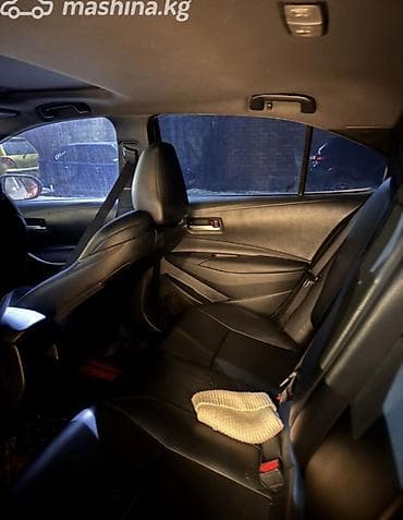 лейлек авто: Toyota Corolla: 2019 г., 1.8 л, Автомат, Гибрид, Седан — 5