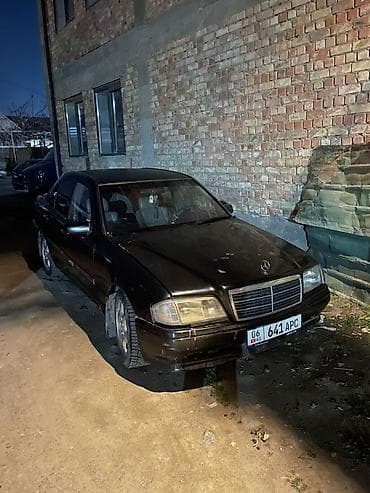 daf 95: Mercedes-Benz C-Class: 1994 г., 2 л, Ручные, Бензин, Седан — 1