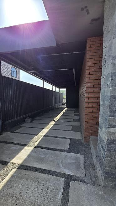 12 мкр сдаю: Продаётся Дуплекс в с.Бешкунгей whitebox Площадь — 200 м² Надёжный — 6