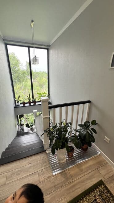 продаю дом бишкек: Дом, 220 м², 6 комнат, Собственник — 12