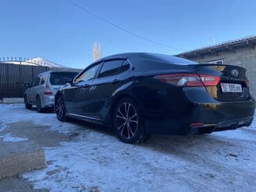 химичиска авто: Toyota Camry: 2017 г., 2.5 л, Автомат, Бензин, Седан — 2